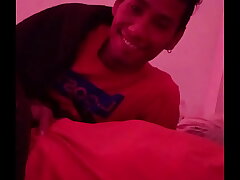 Oral en dampen mañana. Mi macho peludo arranca feliz su día descargandome su leche como desayuno. sex videos asian gay hot