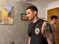 ME CONTRATARAM PRA DAR AULAS PARTICULARES MAS ACABEI COMENDO MEUS ALUNOS. asian beautiful unconcerned sex videos