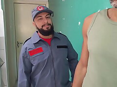 Fodi com morador hetero do condomínio onde eu trabalho asian gay lovemaking gay fucking videos