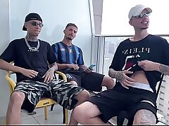O QUE OS PARCEIROS FAZEM NO SIGILO DEPOIS DO JOGO asian gay sexual connection series videos